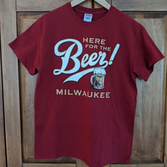 Gildan Other - Beer Milwaukee tshirt